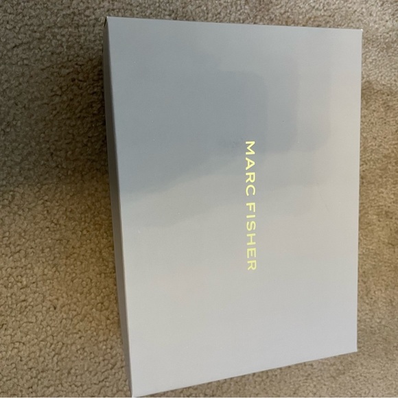 Marc Fisher Women's Toree Square Toed Heeled Sandal size 5​ - Picture 6 of 11